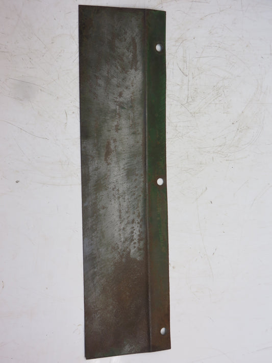 B1766R John Deere Hood Center Plate For B