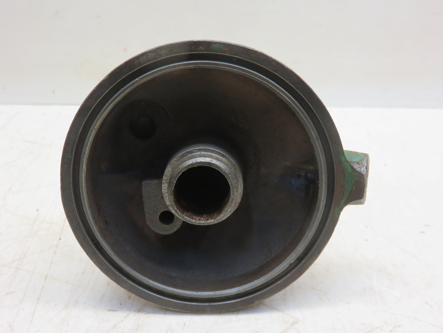 M59T, AM736T John Deere Engine Oil Filter Base For M, 40, 320, 420, 330, 430