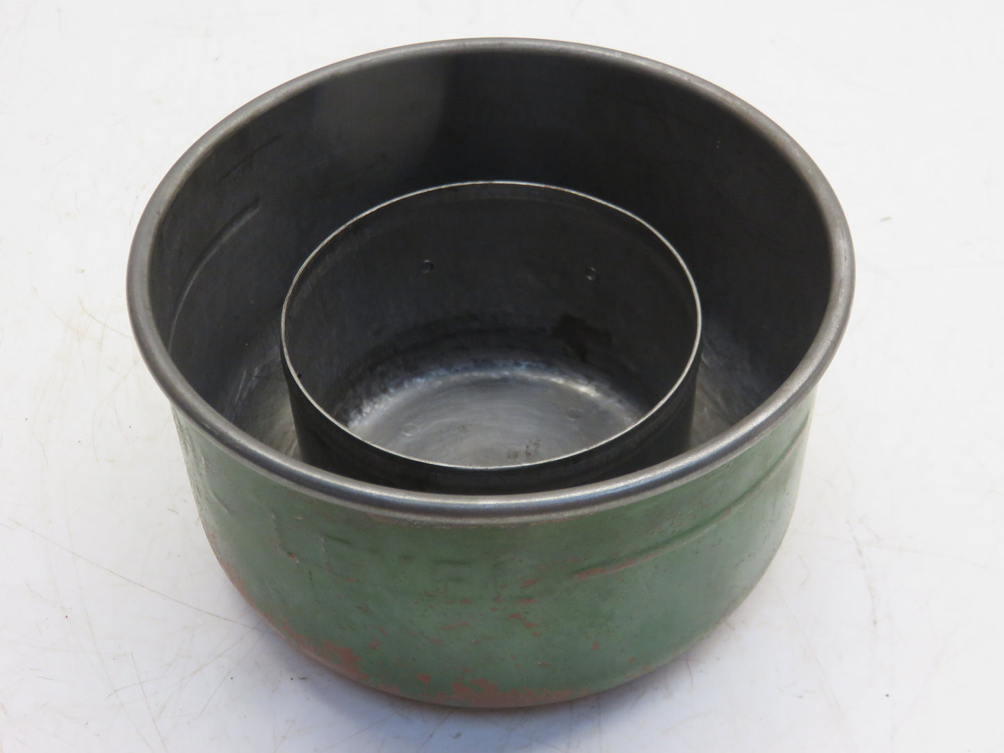 AB3477R John Deere Air Cleaner Oil Cup For 50, 520, 530