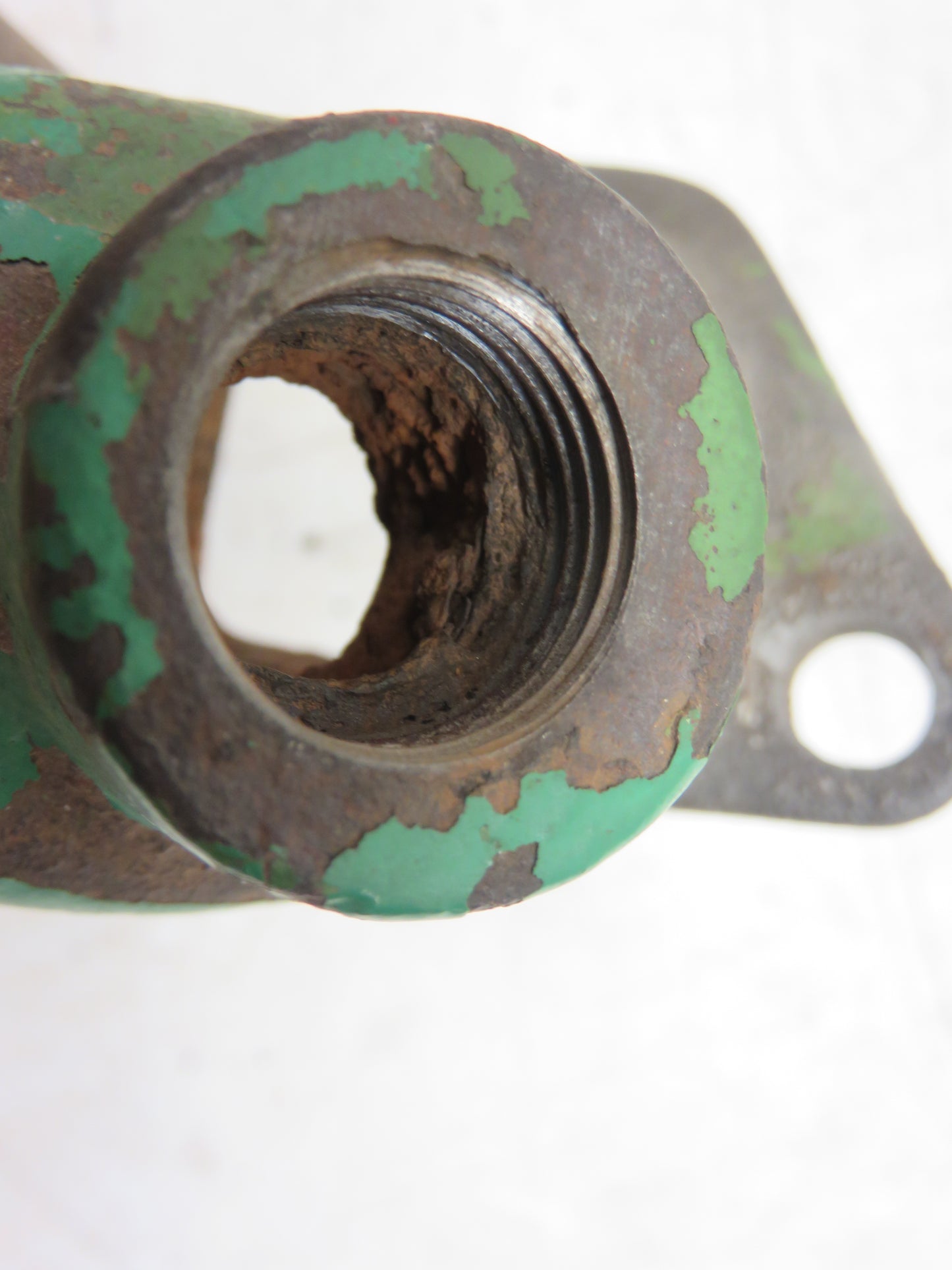 M261T John Deere Upper Water Manifold For M, MI, MT