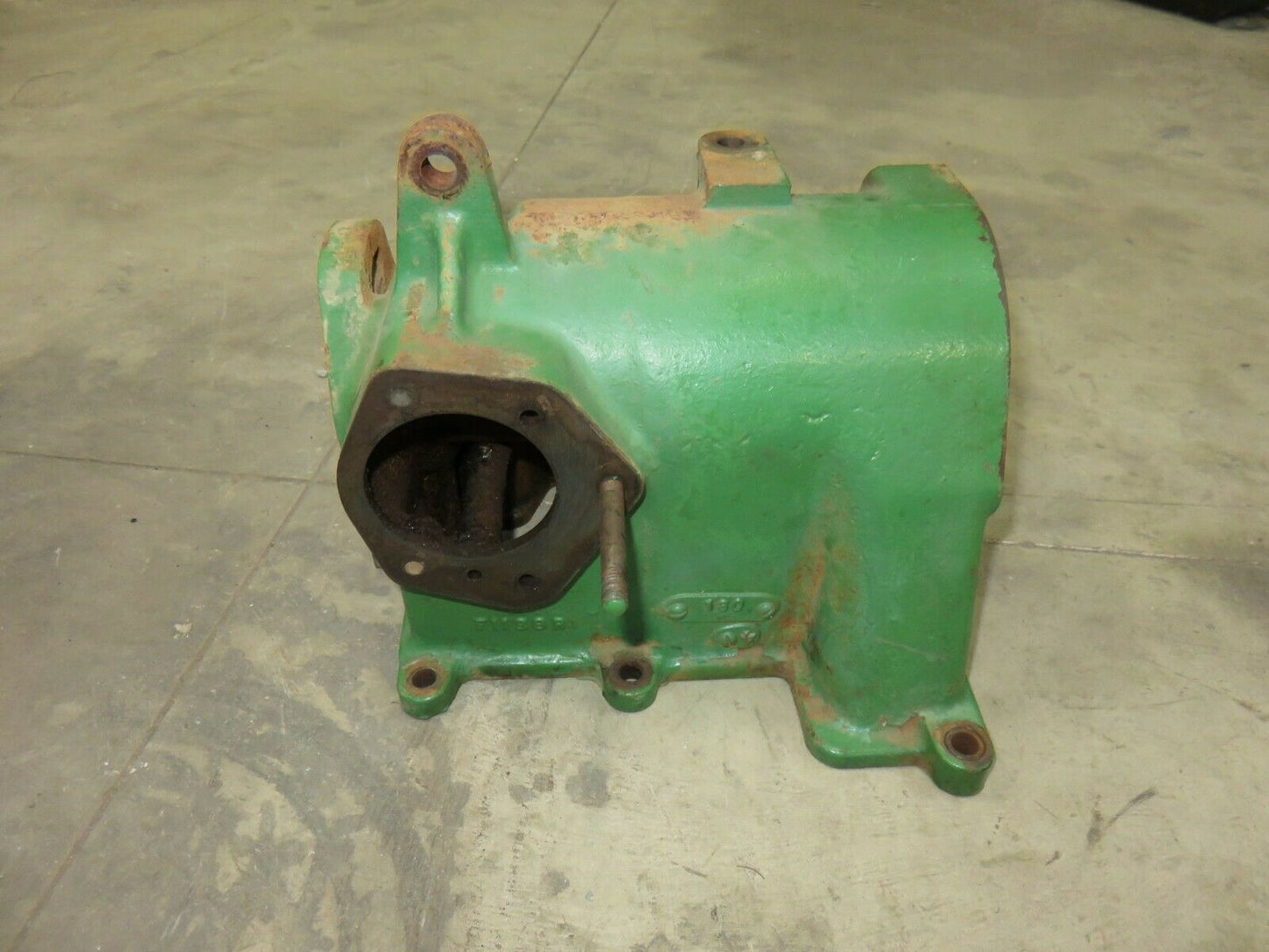 F3385R, F1188R John Deere Governor Housing For Gas 70