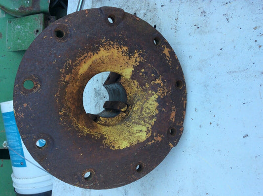 AT10094T, T10171T John Deere 9 Bolt Rear Hub For MT, 40, 420, 430, 1010