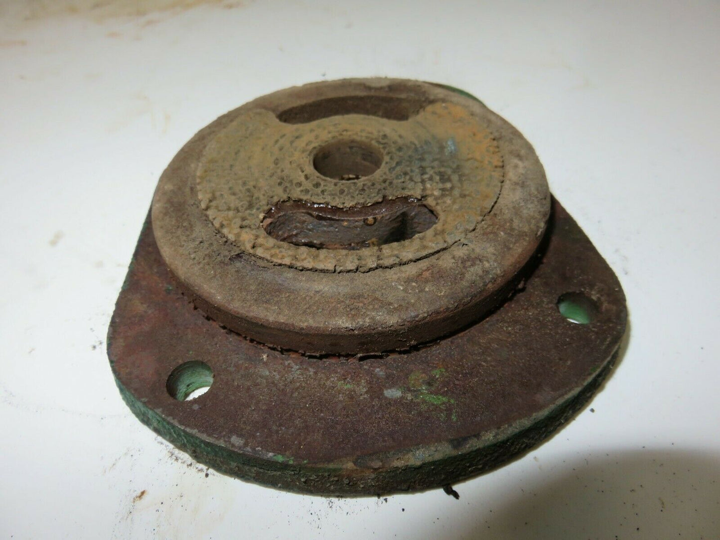 AF2049R, F1946R John Deere Throttle Control Plate With Facings For 70, 720