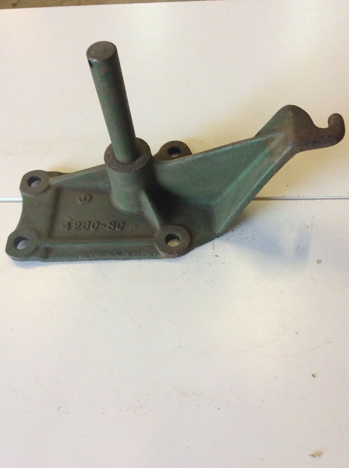4260SC John Deere NOS Pivot Stand For Chain Throw Out For Model E Manure Spreader