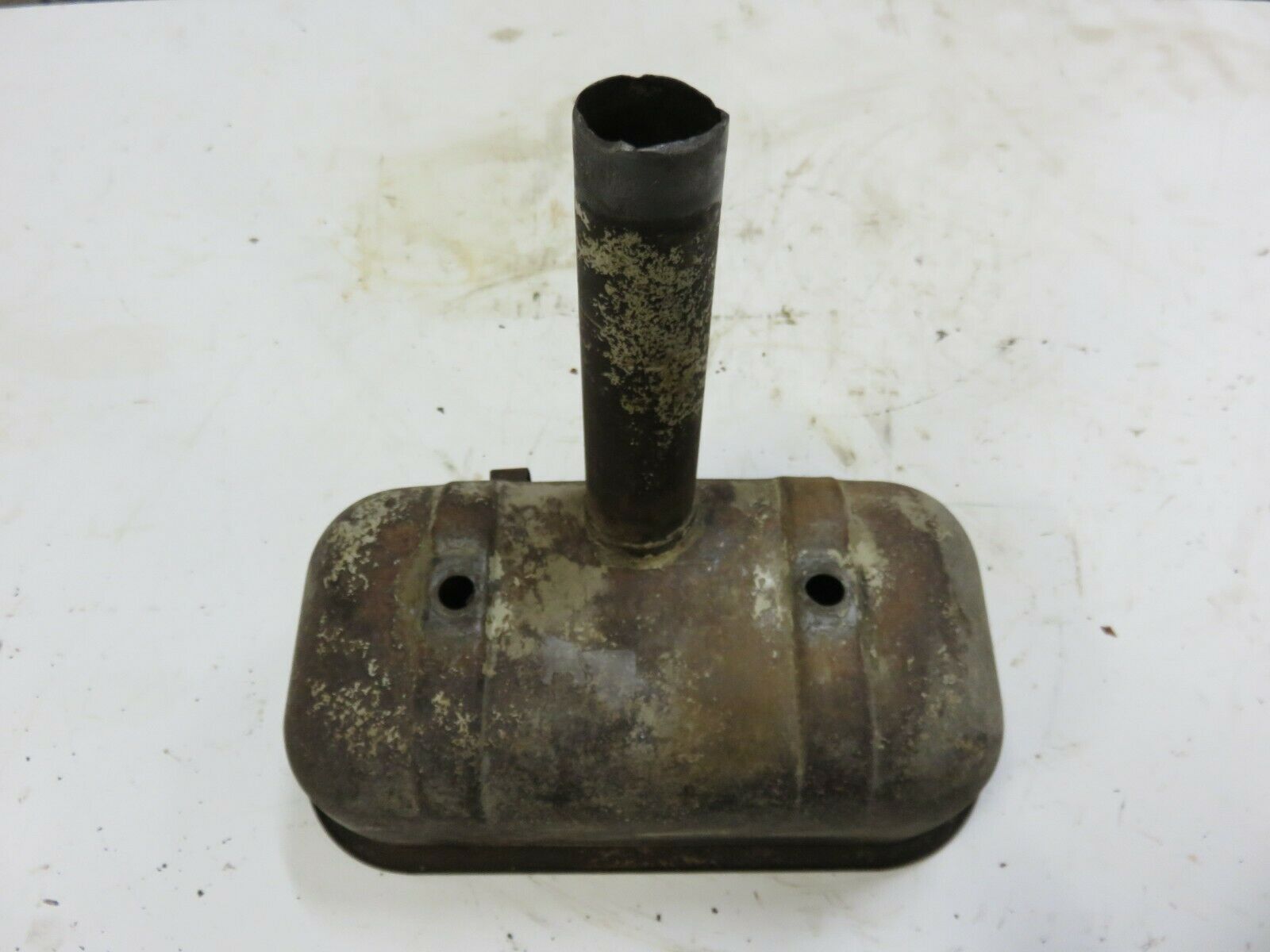 AT10416T John Deere Valve Cover For 430, 440 – Vintage John Deere Parts