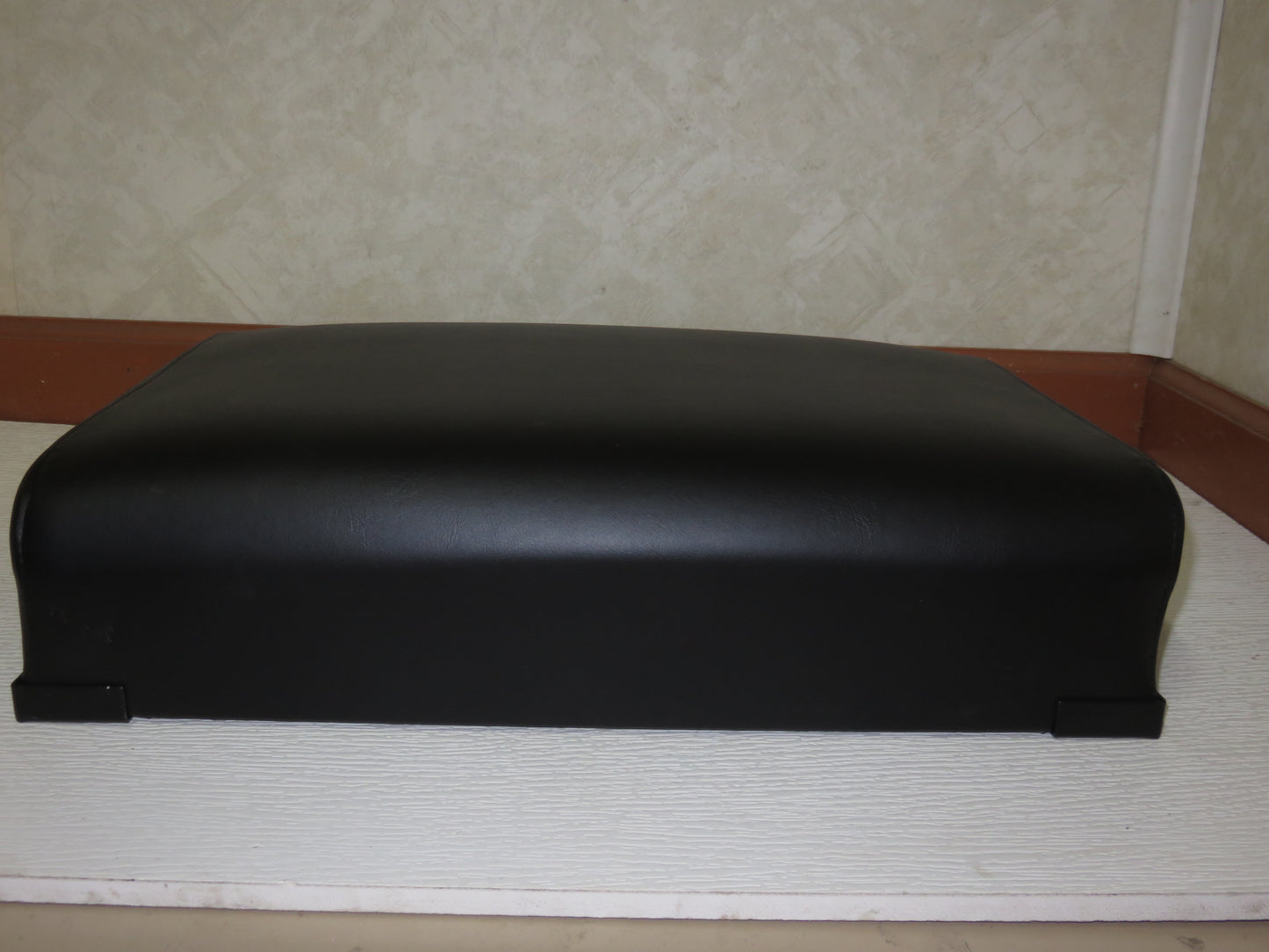 AF3096R John Deere Black Seat Bottom Cushion For Float Ride 50, 80, 520, 620, 720