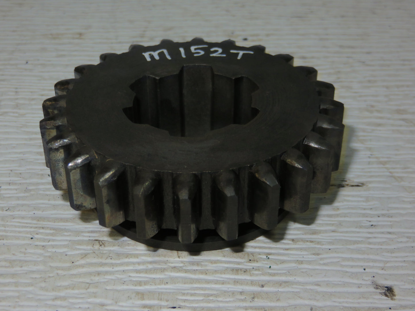 M152T, AM662T John Deere First And Fourth Speed Sliding Gear For M, MI, MT, 40, 320, 420, 330