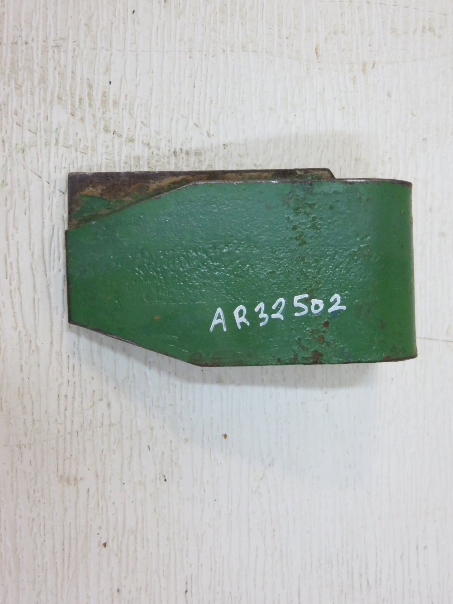 AR32502 John Deere Left Hand Front Battery Box Support Bracket For 4010, 4020