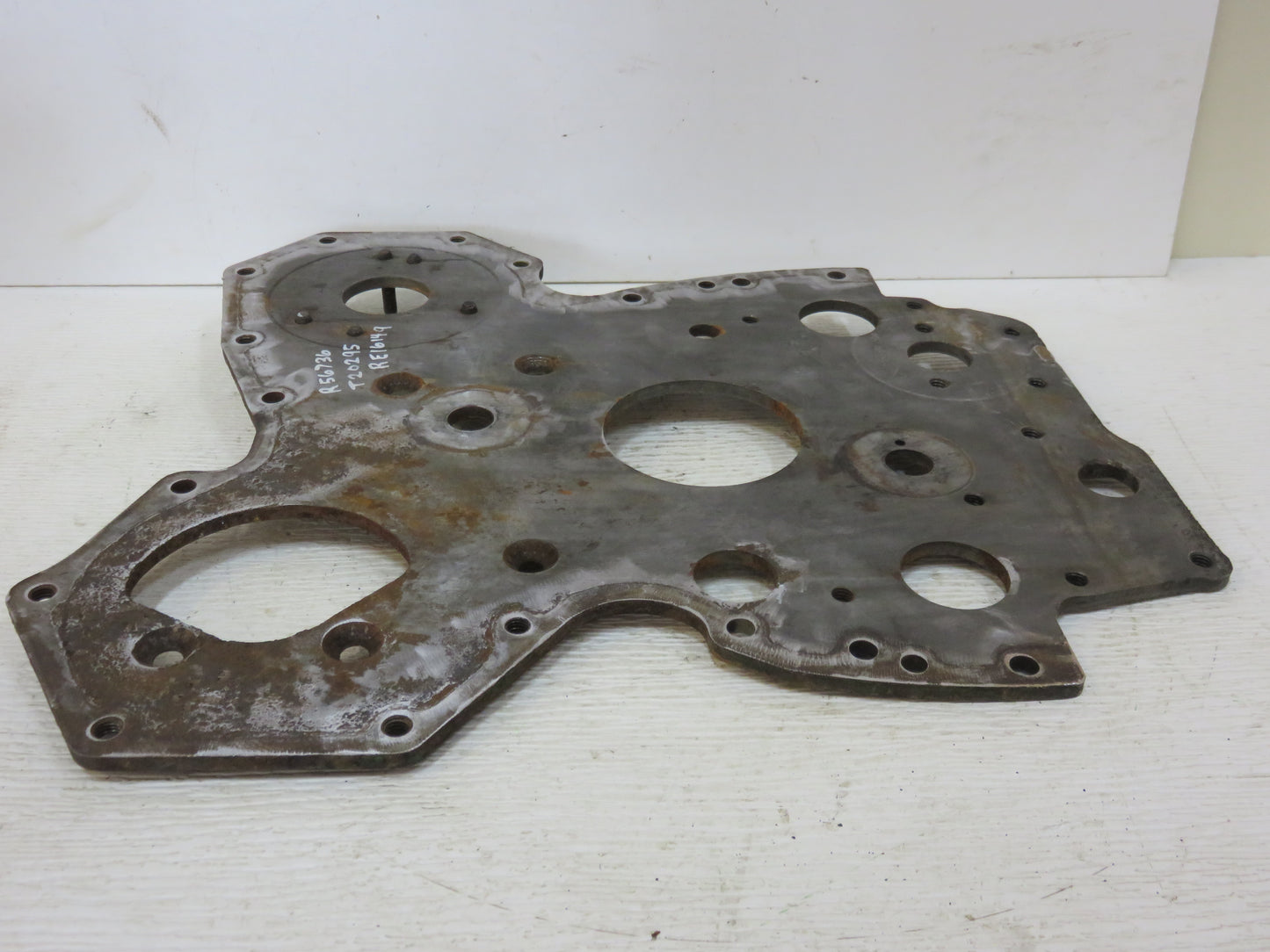 R56736, T20295, RE16149 John Deere Front Engine Plate For 1020, 1520, 1530, 2020, 2040