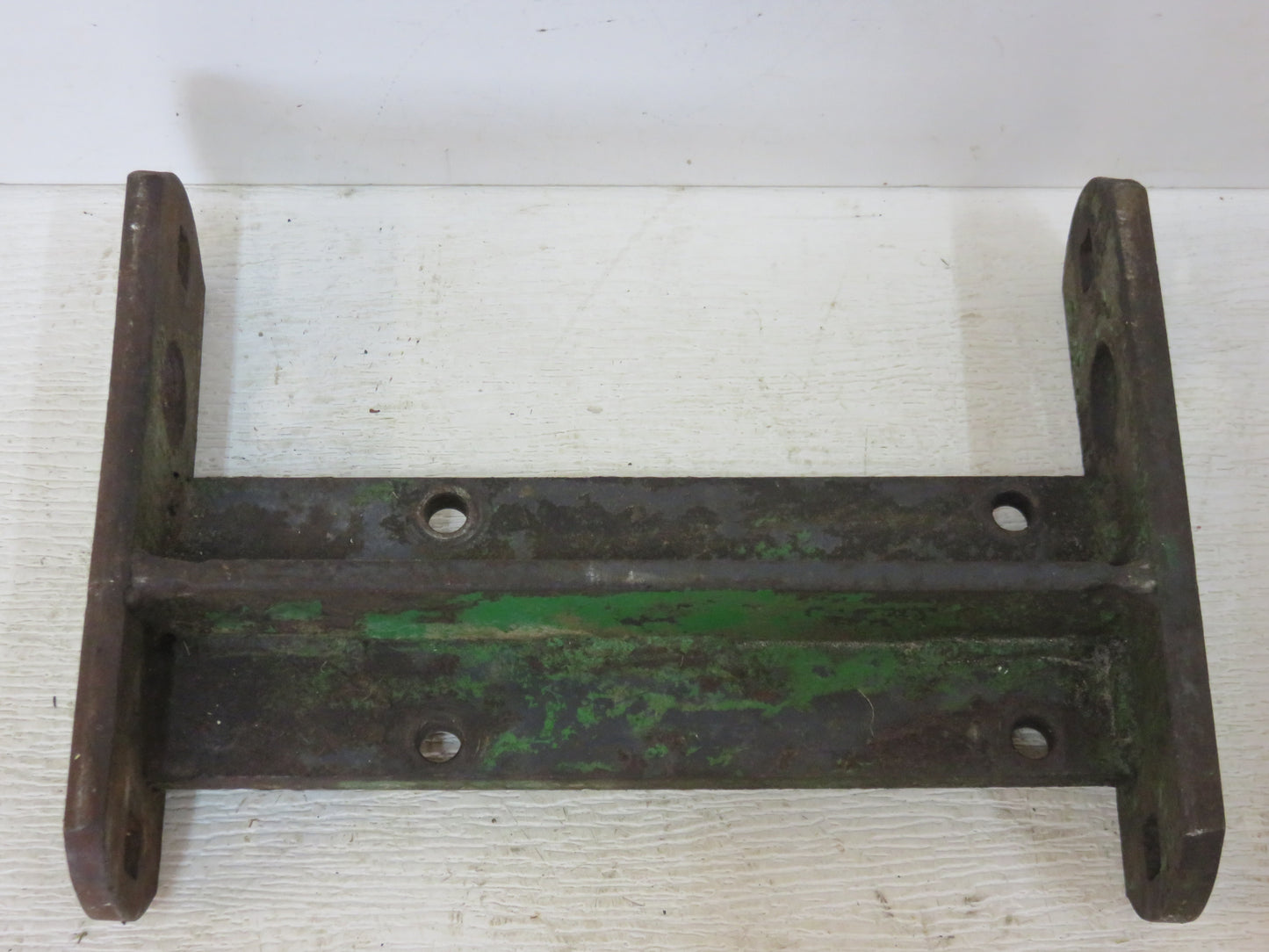 AM1182T John Deere Implement Mounting Support Bracket For MT, 40, 420, 430