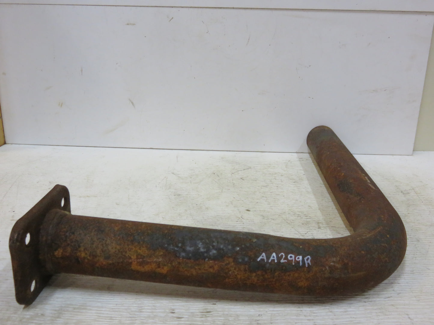AA299R John Deere Exhaust Pipe For A
