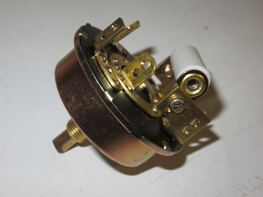 AA5071R, AM1866T John Deere Ignition And Light Switch For M, 40, 50, 60, 70, 320, 420, 330, 430