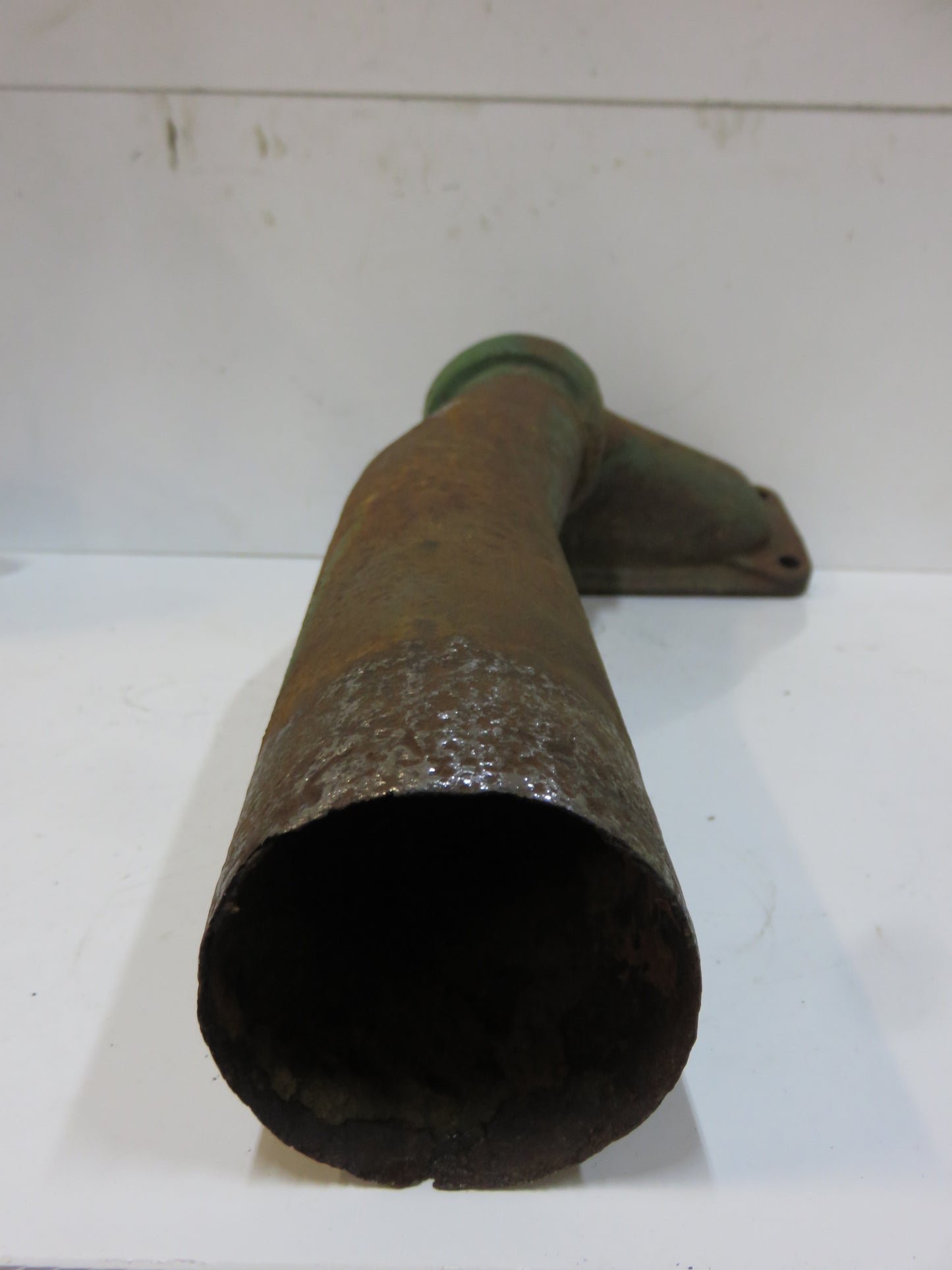 AA2237R, A2375R John Deere Upper Water Pipe For A